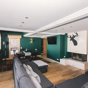 Unique Chalet Right On The Slopes With View&pk Chalet